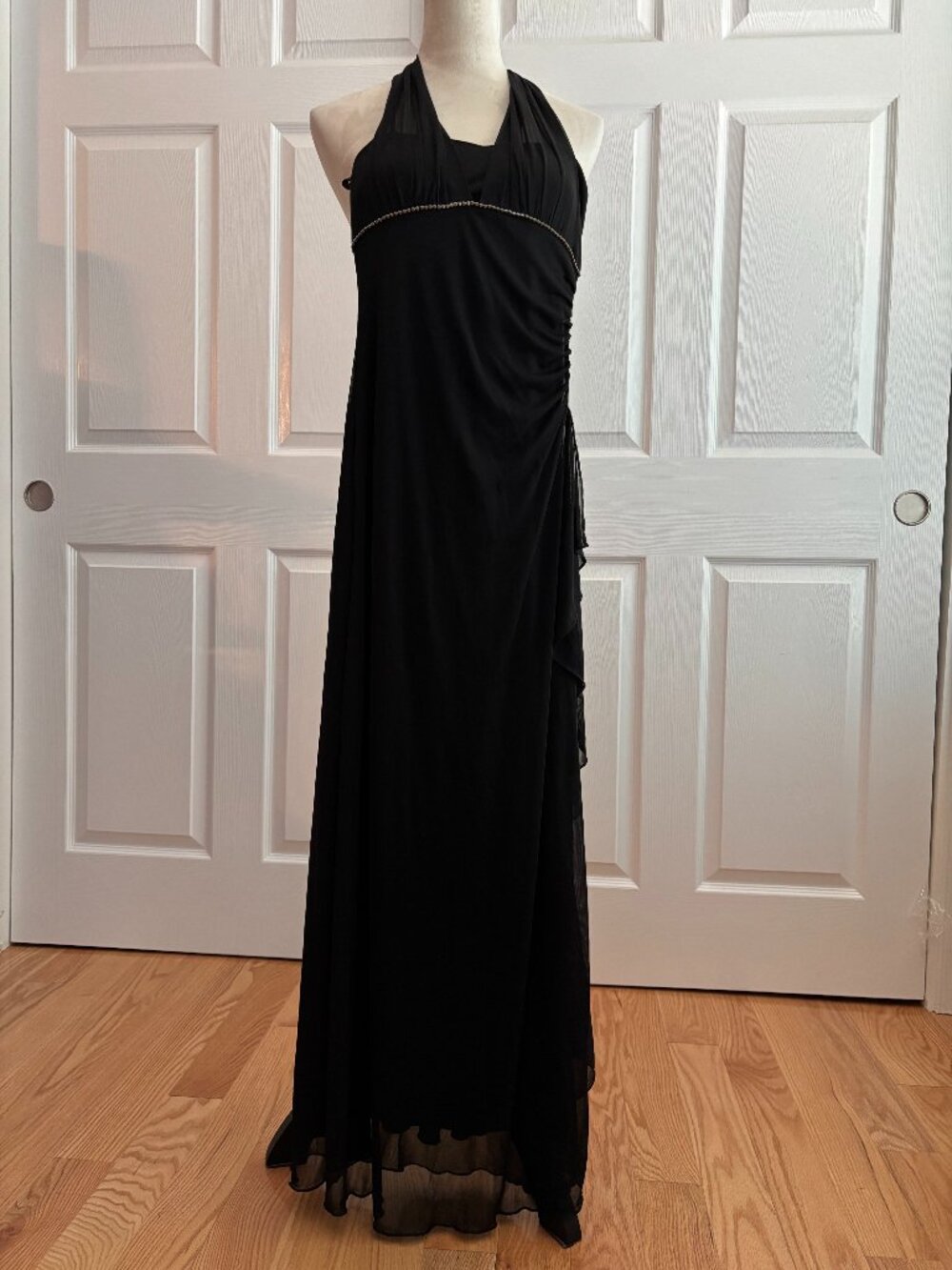 Taboo Black Dress ( Size M)